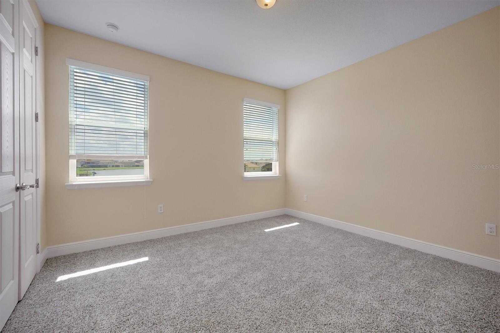 Image 37 of 52 For 870 Spinnaker Way
