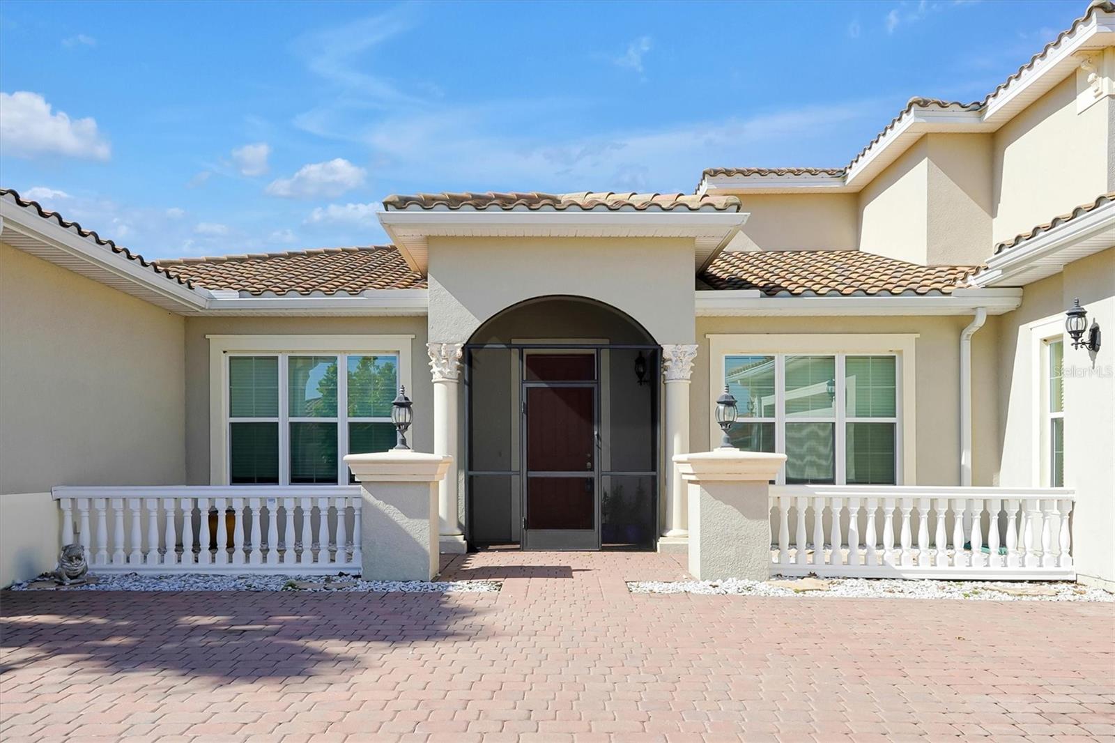 Image 7 of 52 For 870 Spinnaker Way