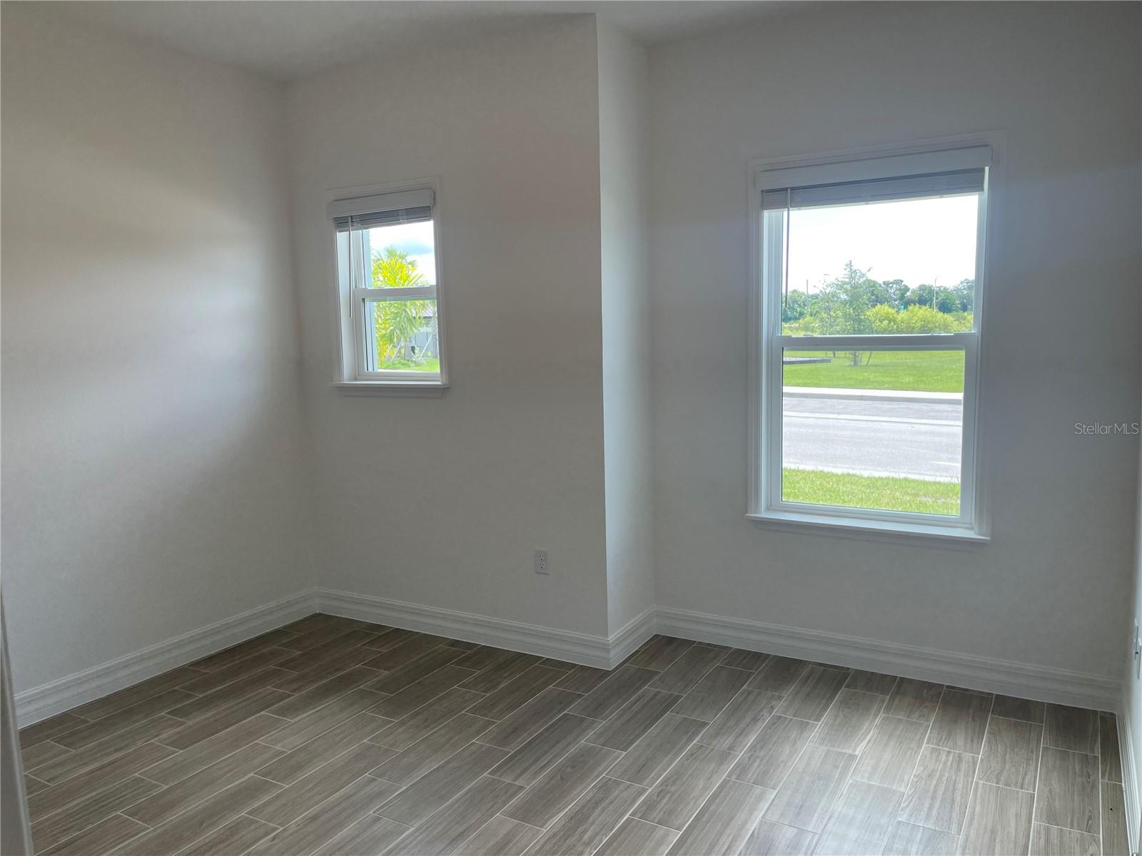 Image 10 of 32 For 25220 Calusa Drive