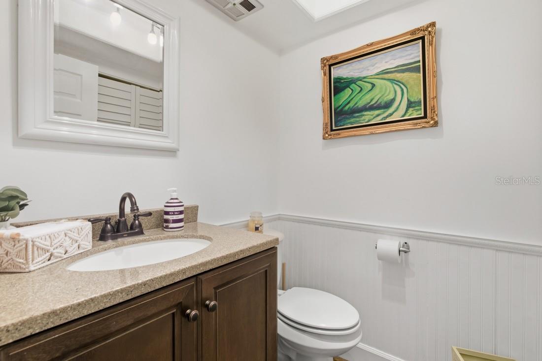 Image 12 of 29 For 402 Oak Haven Drive 402