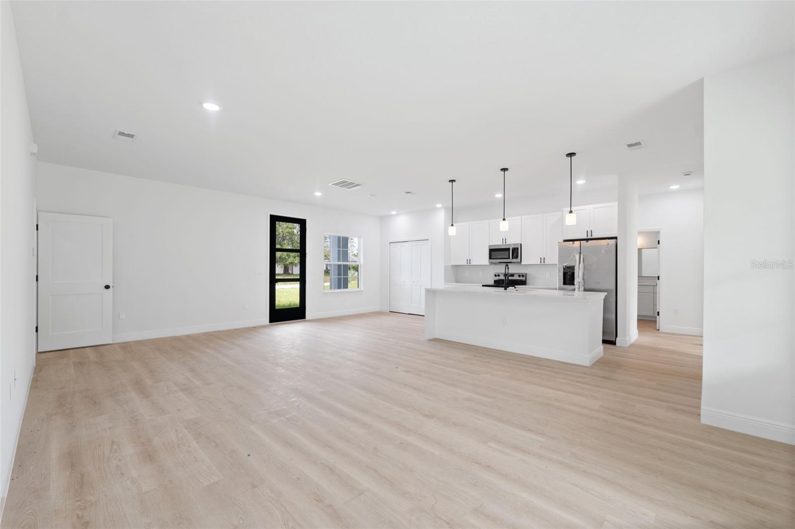 Image 9 of 34 For 136 Marion Oaks Golf Way