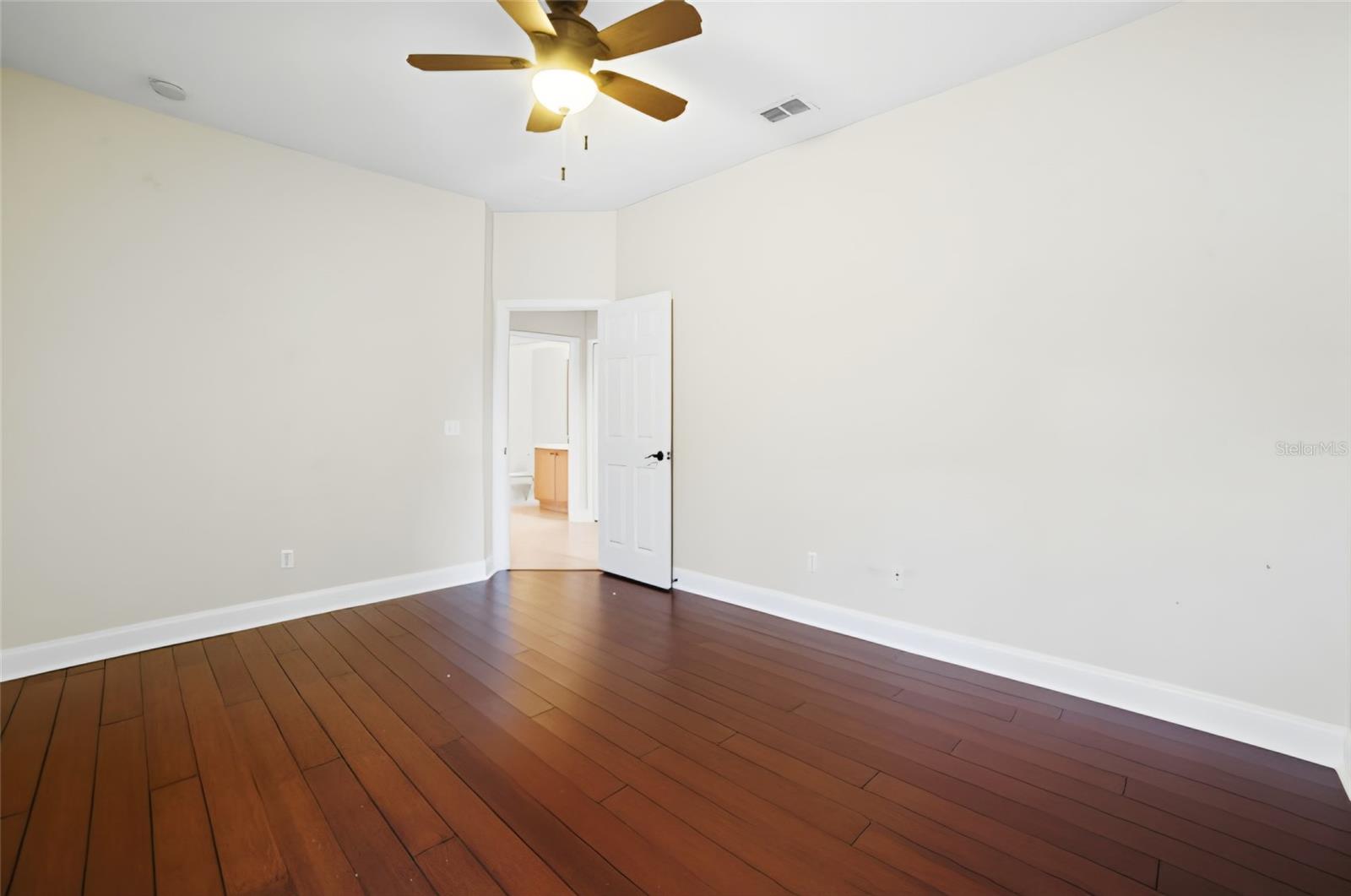 Image 15 of 23 For 3193 Toho Court