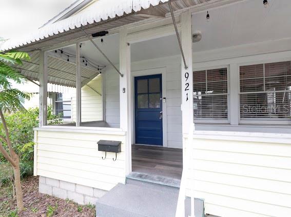 Image 11 of 23 For 921 La Salle Avenue