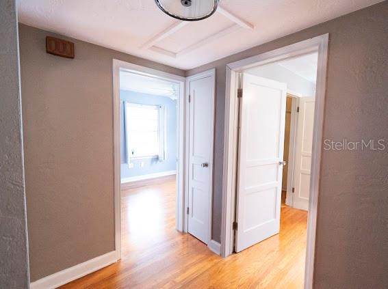 Image 14 of 23 For 921 La Salle Avenue