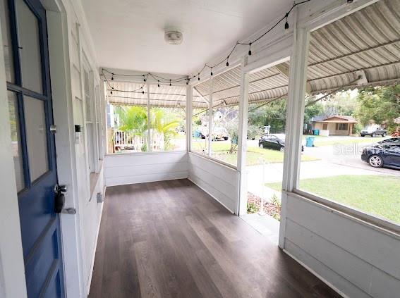 Image 17 of 23 For 921 La Salle Avenue