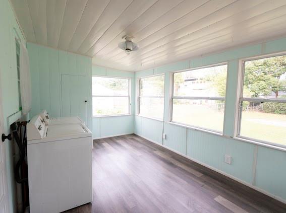 Image 20 of 23 For 921 La Salle Avenue