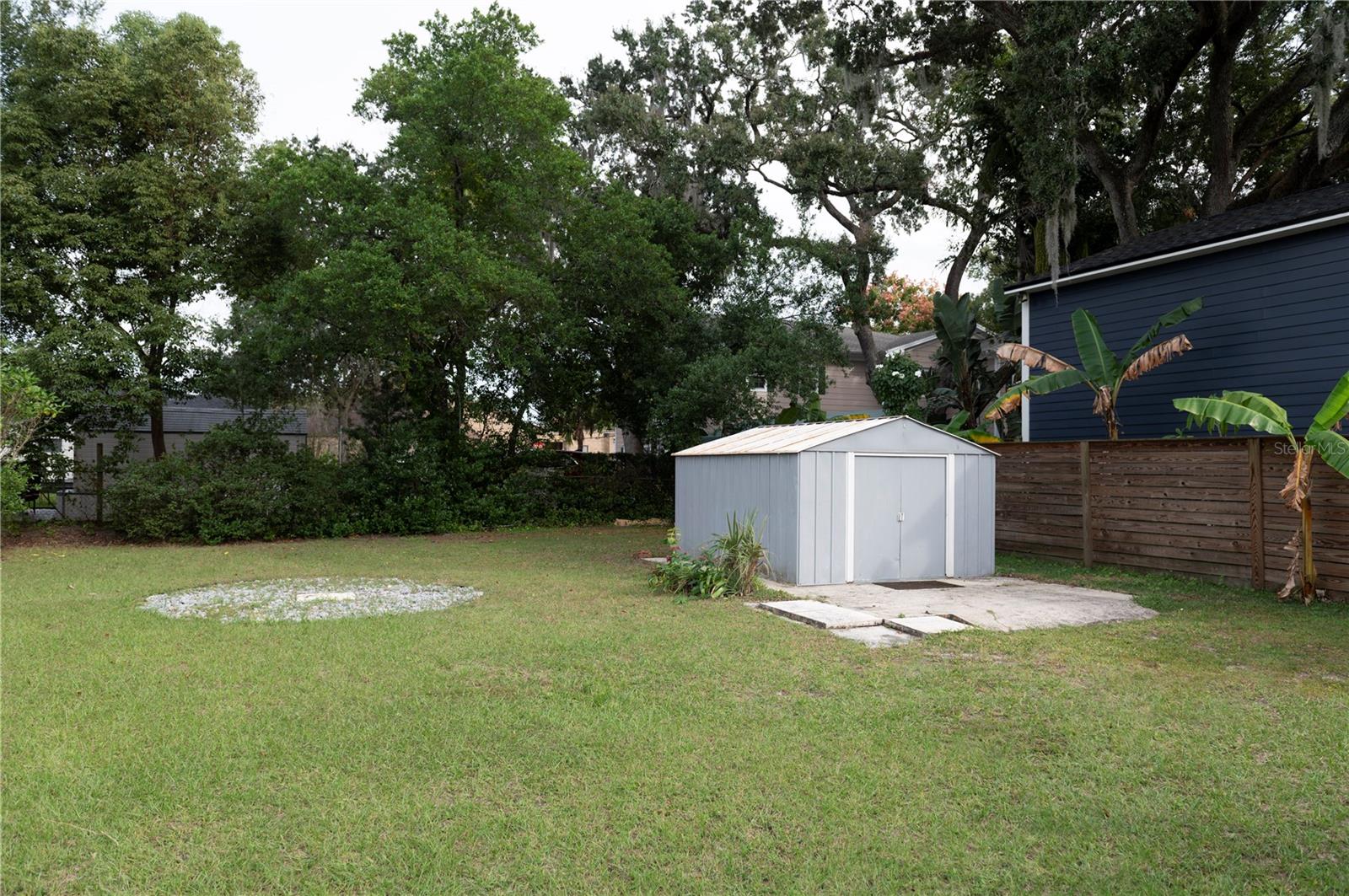 Image 22 of 23 For 921 La Salle Avenue