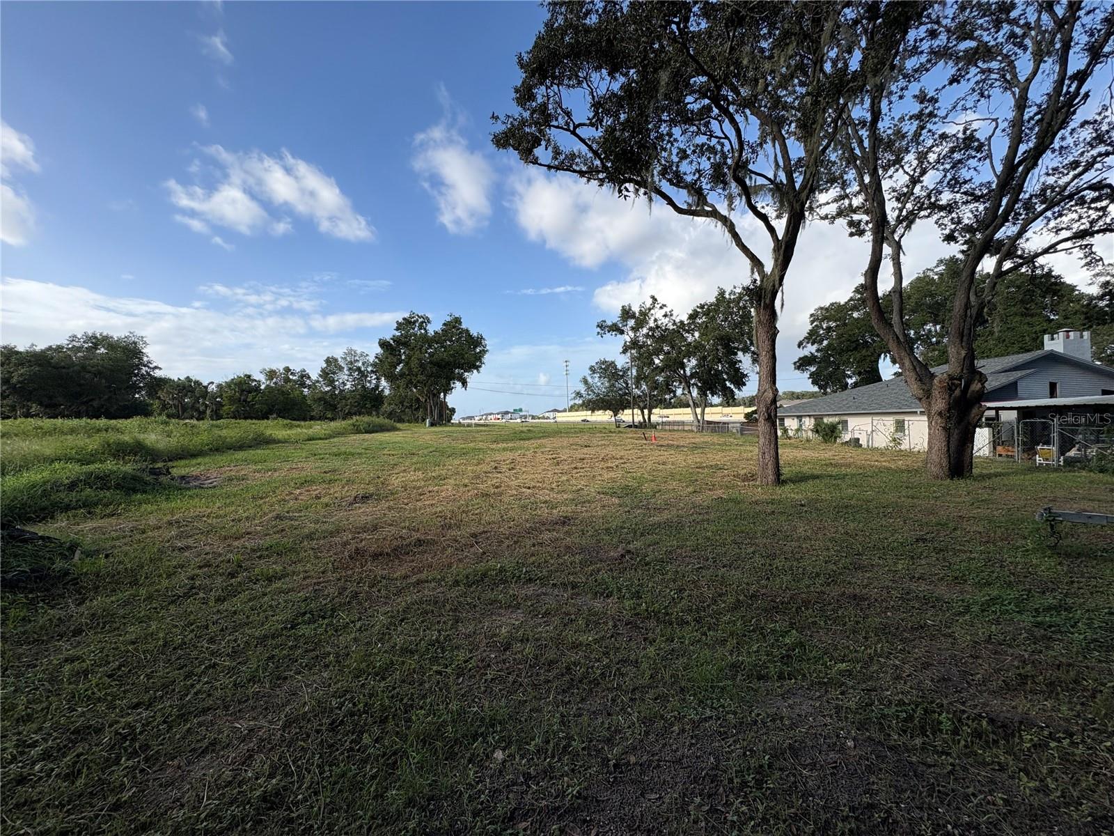 Image 4 of 5 For 1834 Hill Drive
