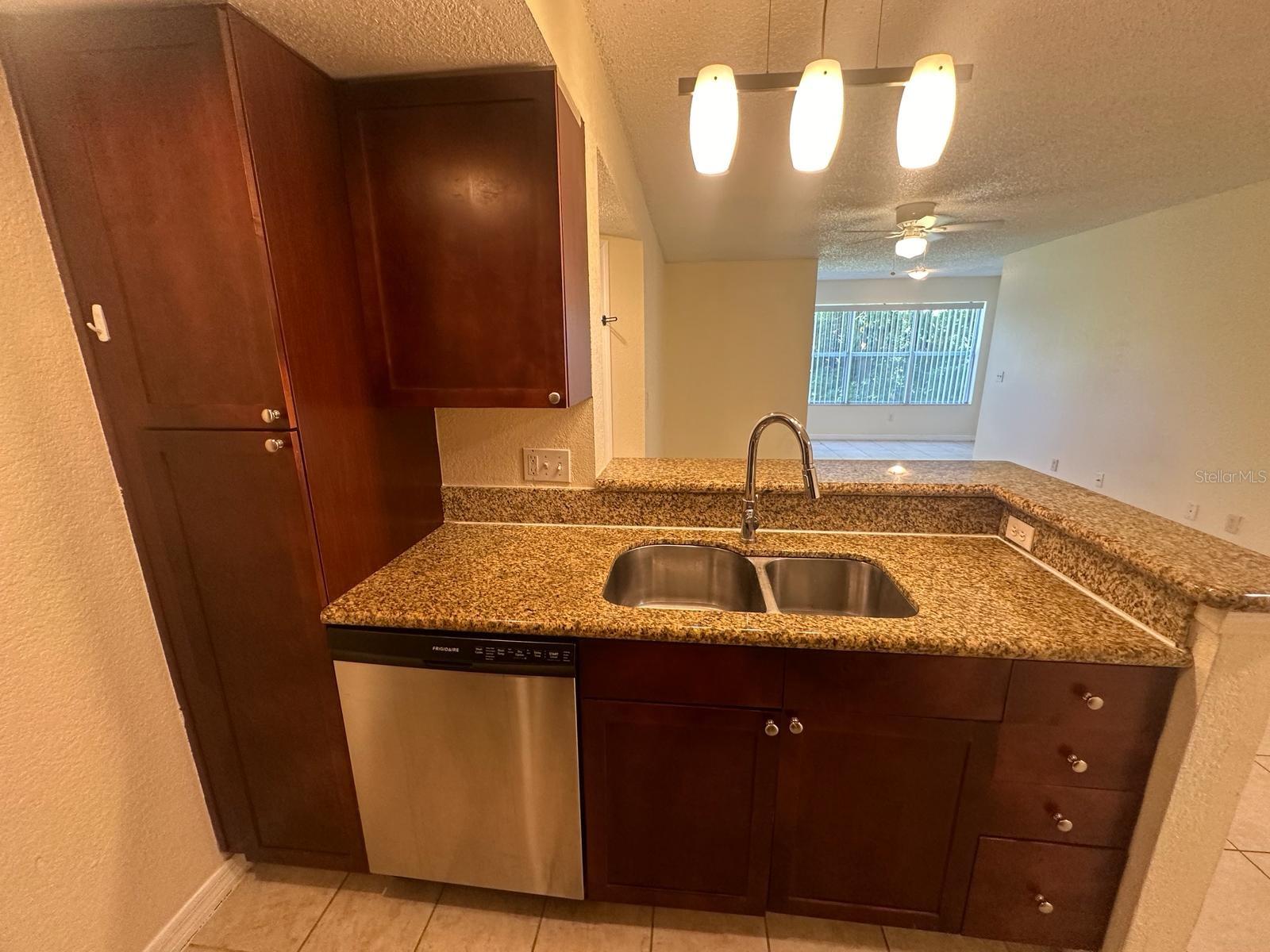 Image 6 of 21 For 5120 Conroy Road 13