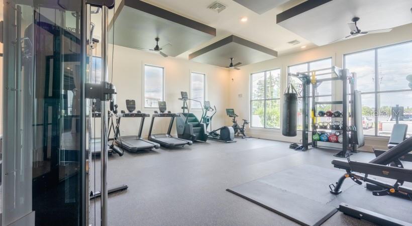 Image 15 of 30 For 18772 Grand Live Oak Boulevard B2