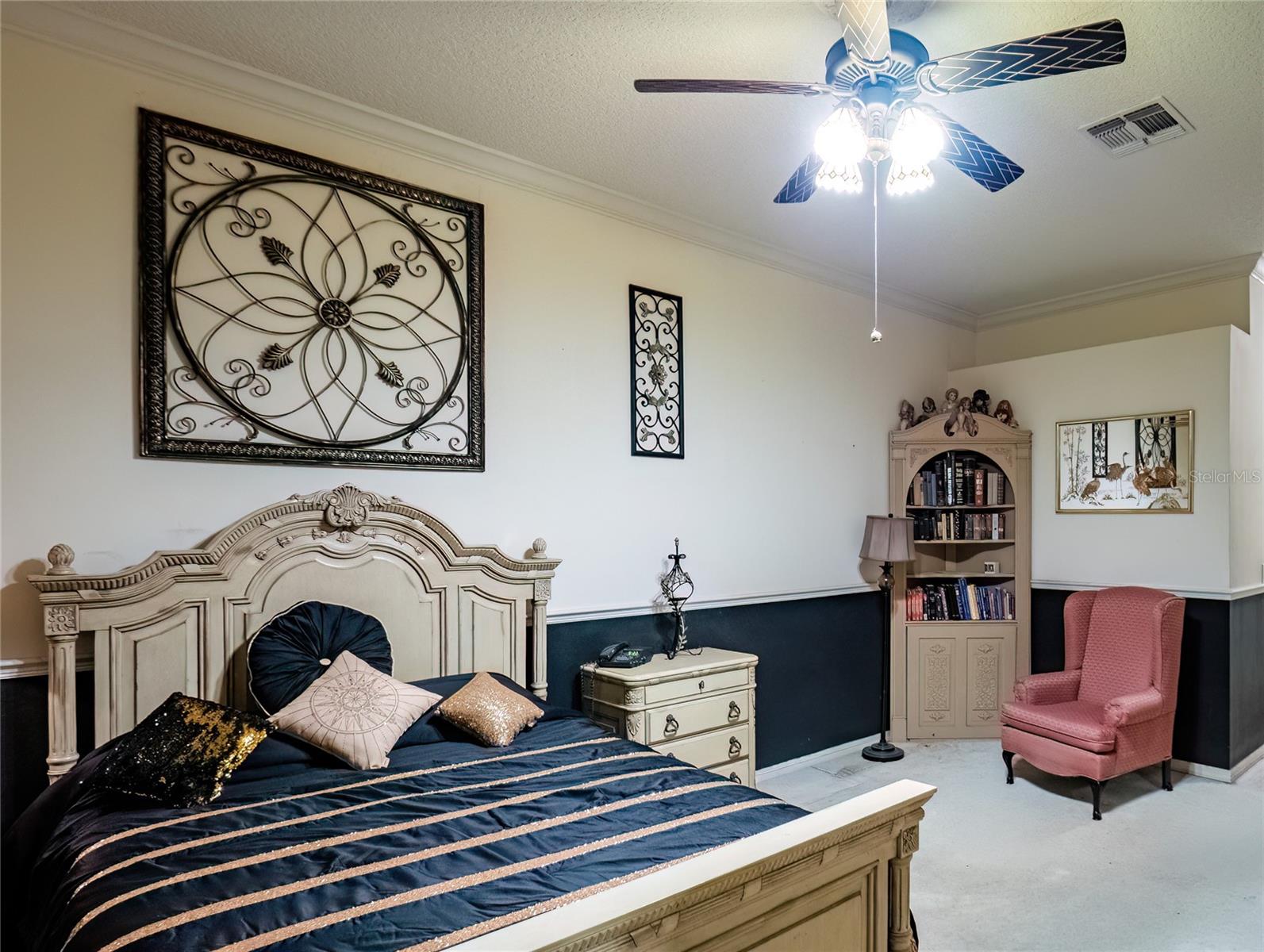 Image 11 of 41 For 2087 Westbourne Drive