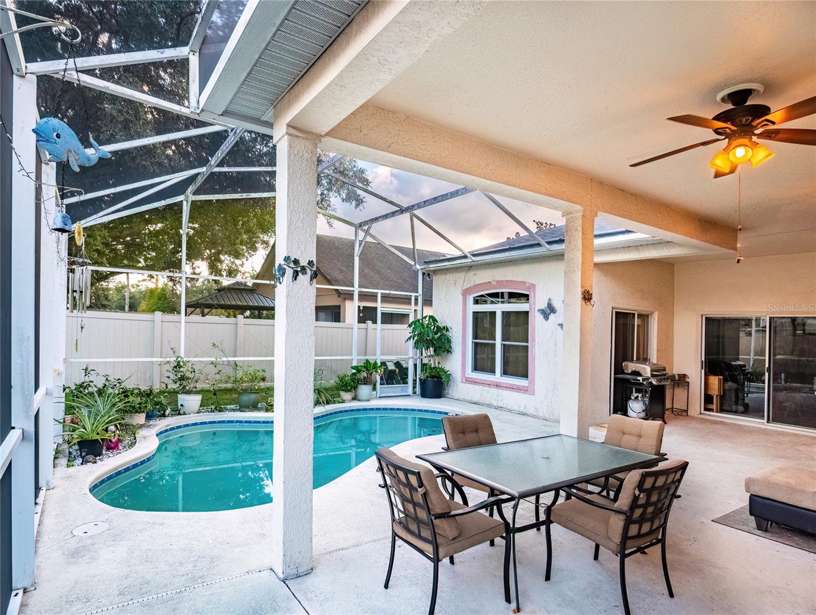 Image 26 of 41 For 2087 Westbourne Drive