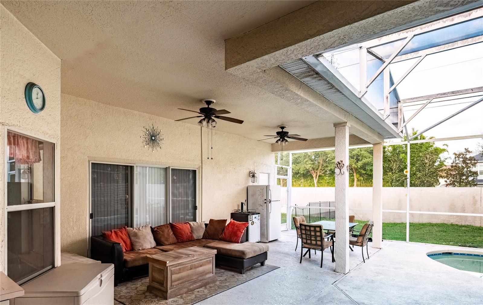 Image 28 of 41 For 2087 Westbourne Drive