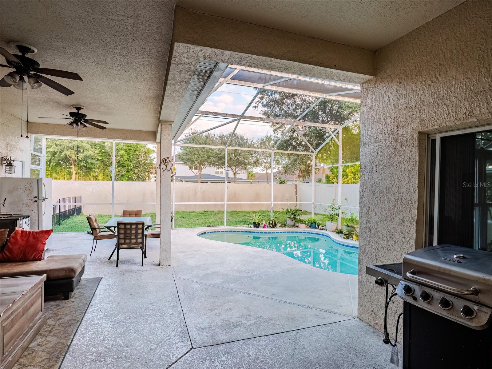 Image 29 of 41 For 2087 Westbourne Drive