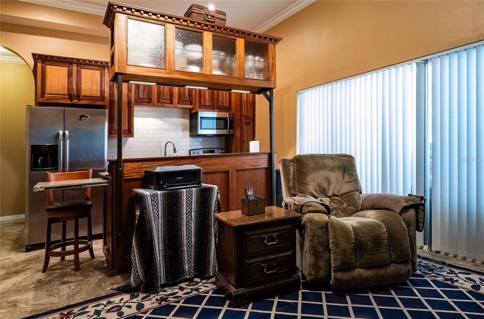 Image 32 of 41 For 2087 Westbourne Drive