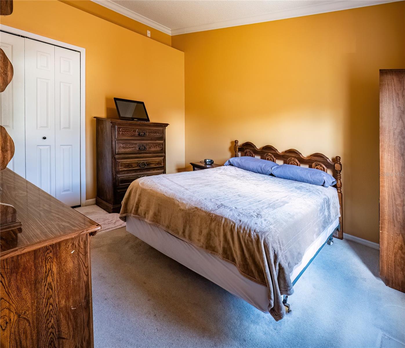 Image 35 of 41 For 2087 Westbourne Drive