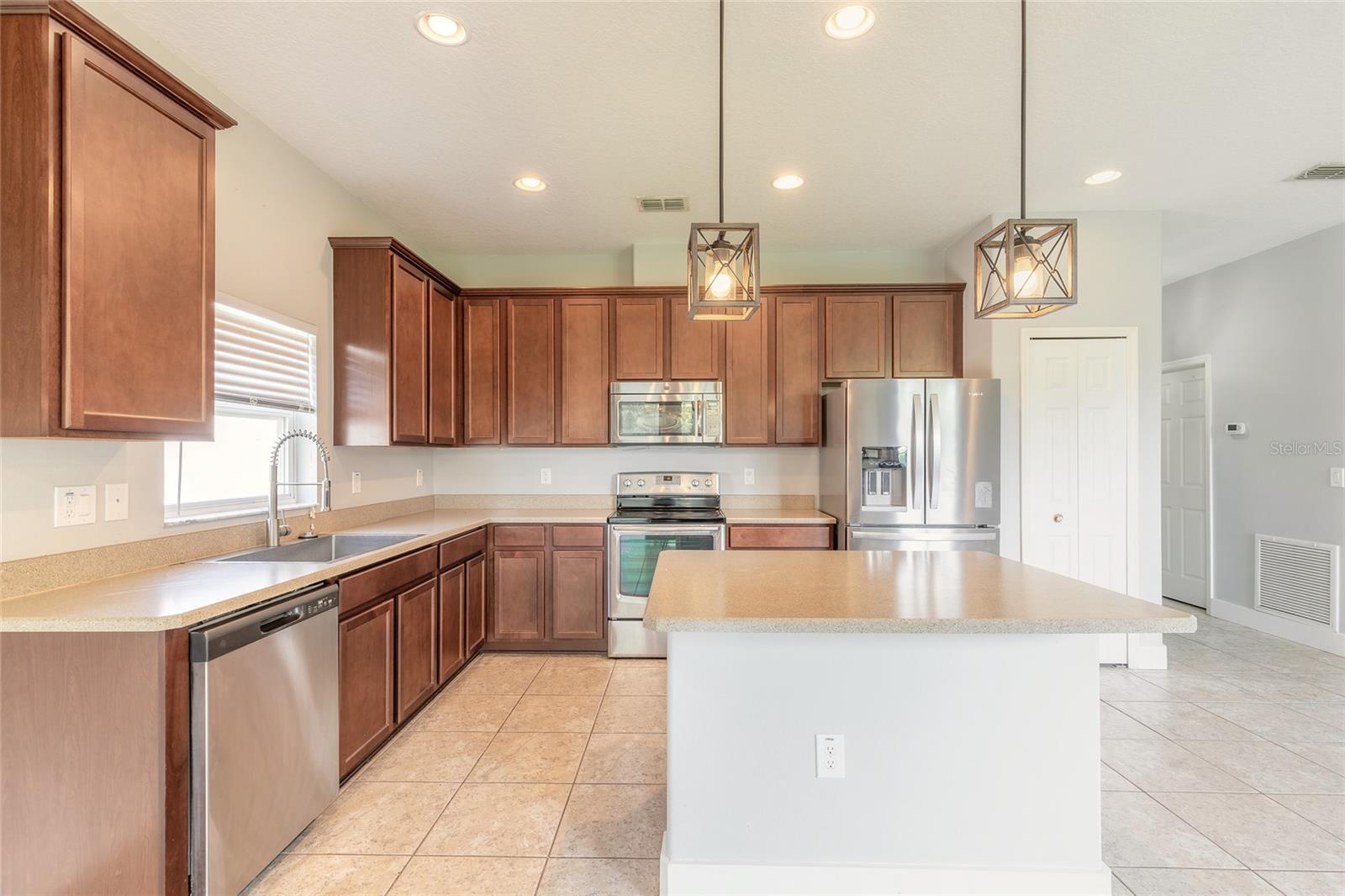 Image 11 of 39 For 3852 Bourbon Street