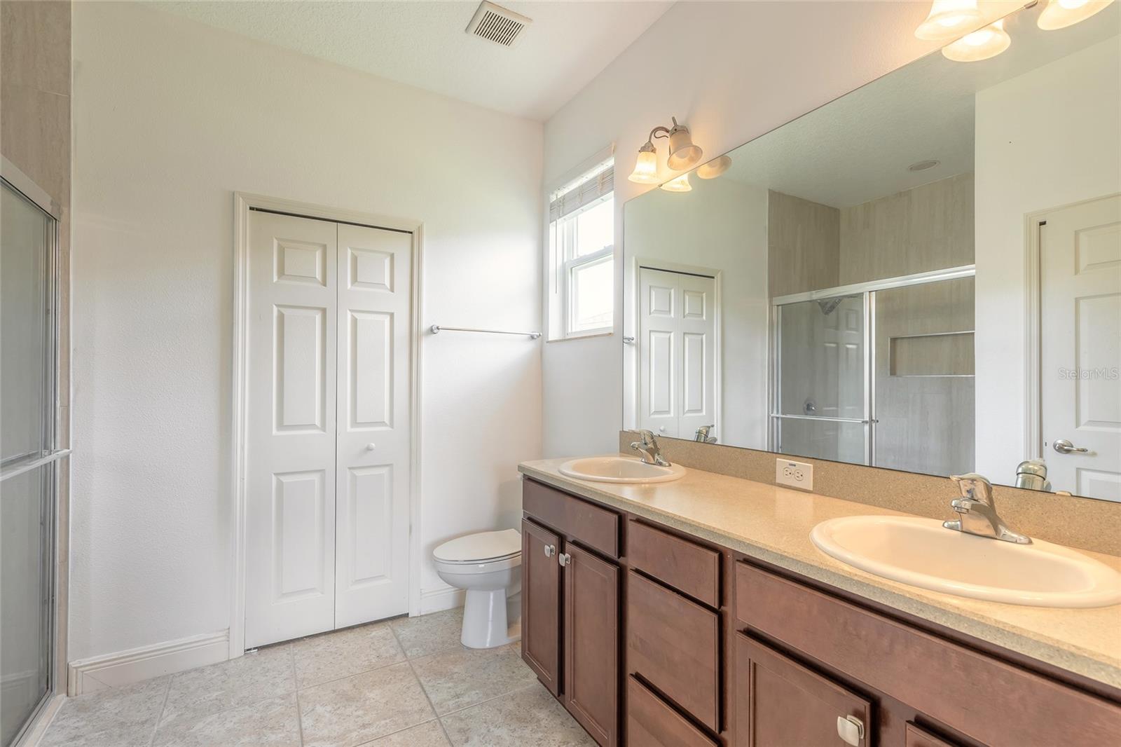 Image 17 of 39 For 3852 Bourbon Street