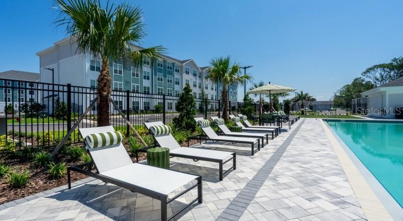 Image 21 of 30 For 18772 Grand Live Oak Boulevard C3