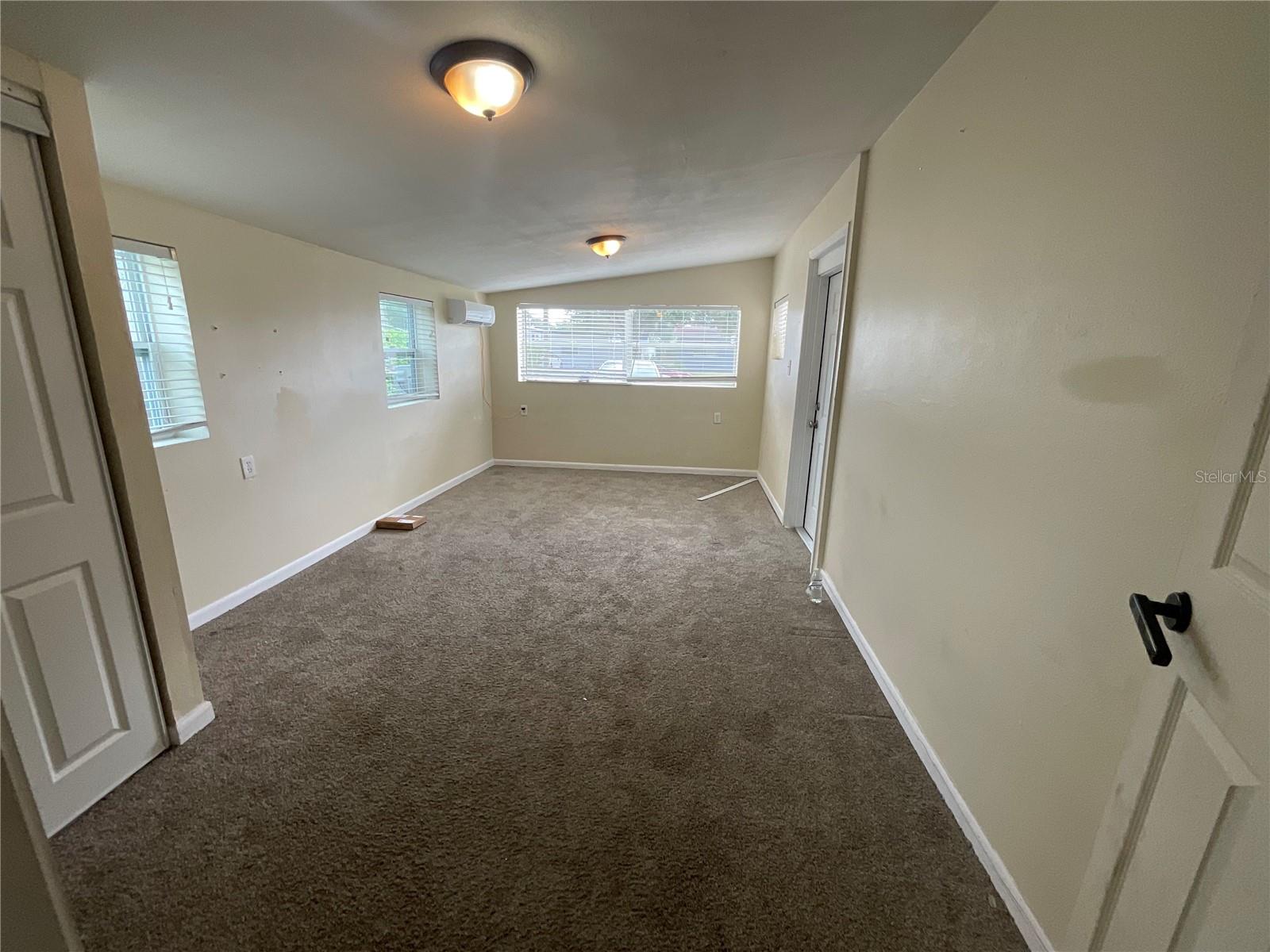 Image 3 of 9 For 4926 Halifax Drive