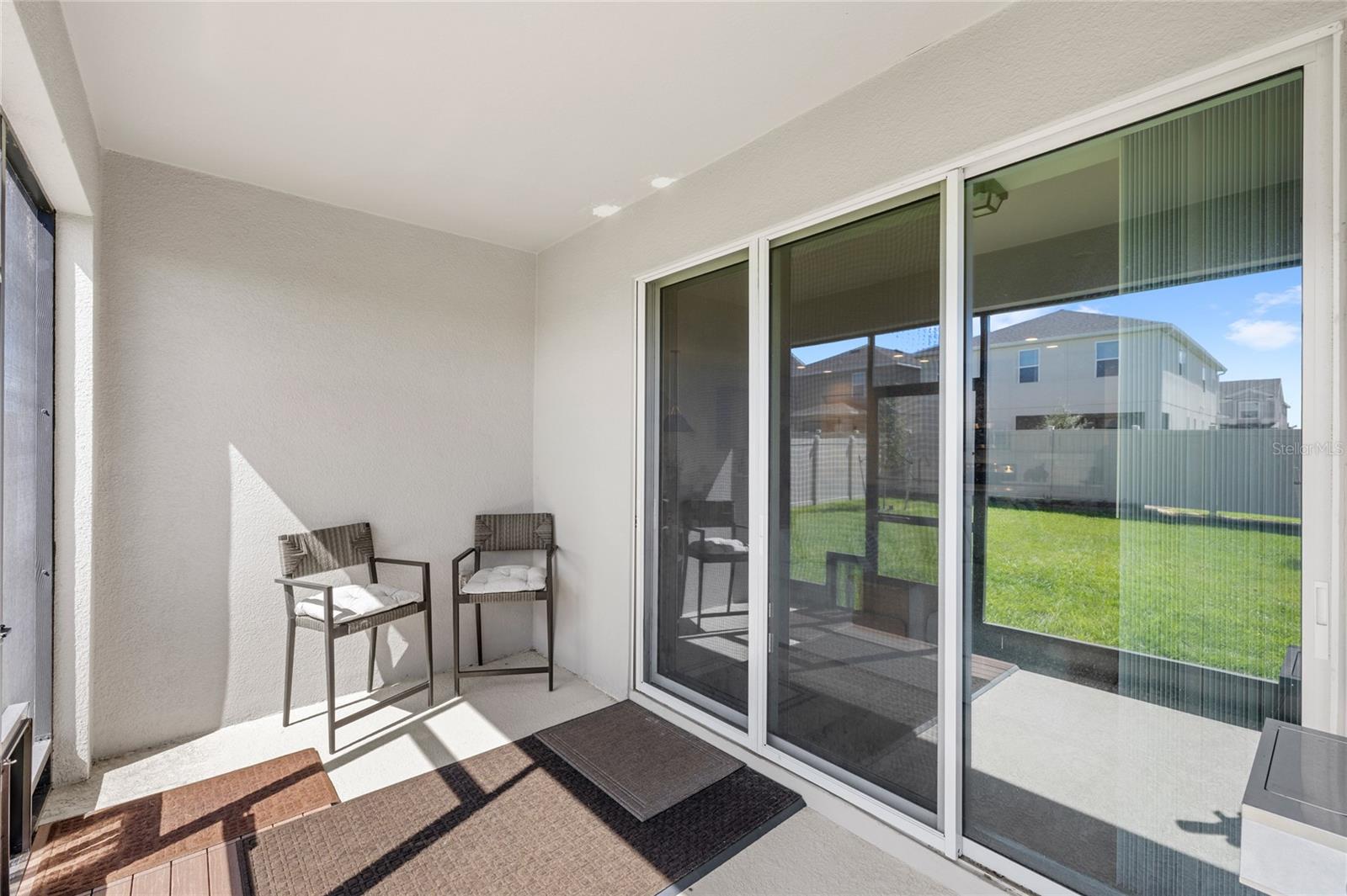 Image 33 of 47 For 14667 Erice Avenue