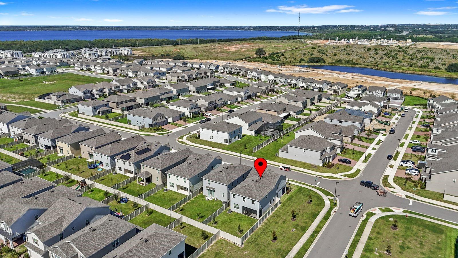 Image 38 of 47 For 14667 Erice Avenue