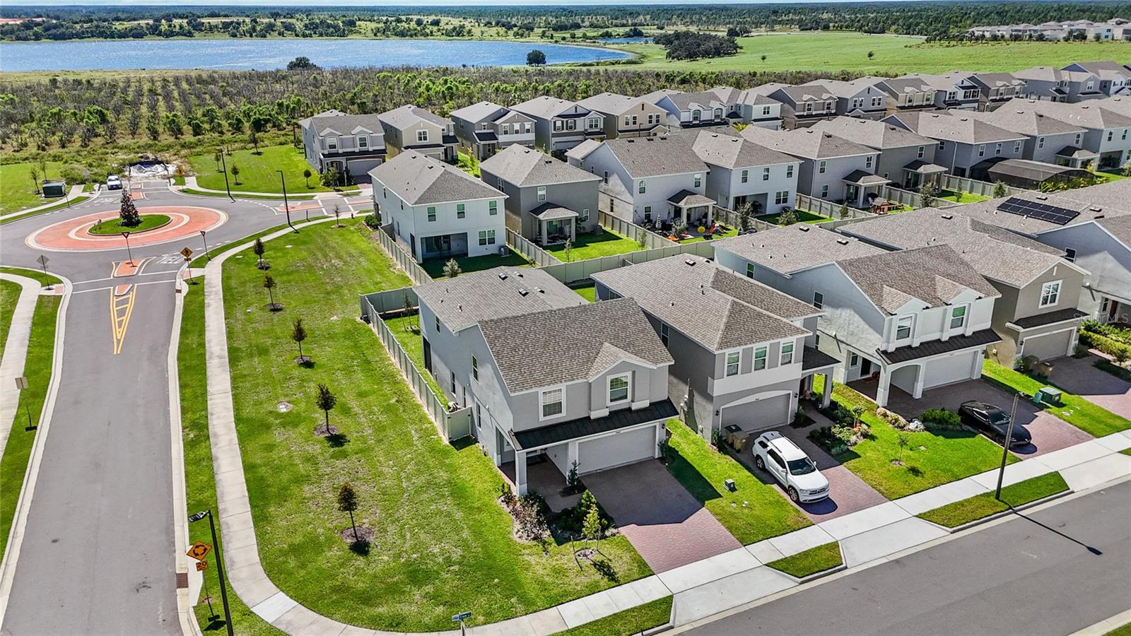 Image 41 of 47 For 14667 Erice Avenue