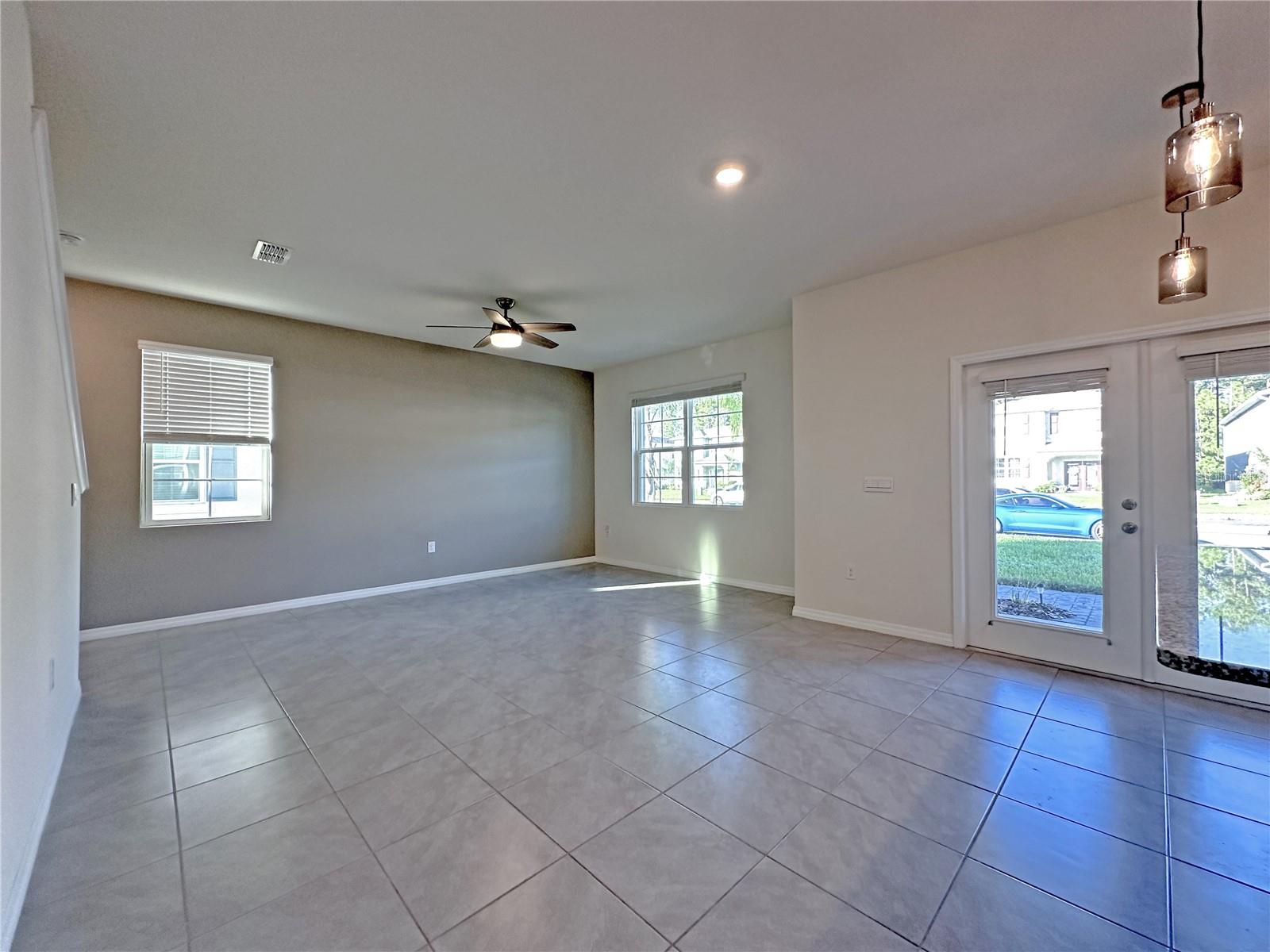 Image 12 of 46 For 3045 Meleto Boulevard