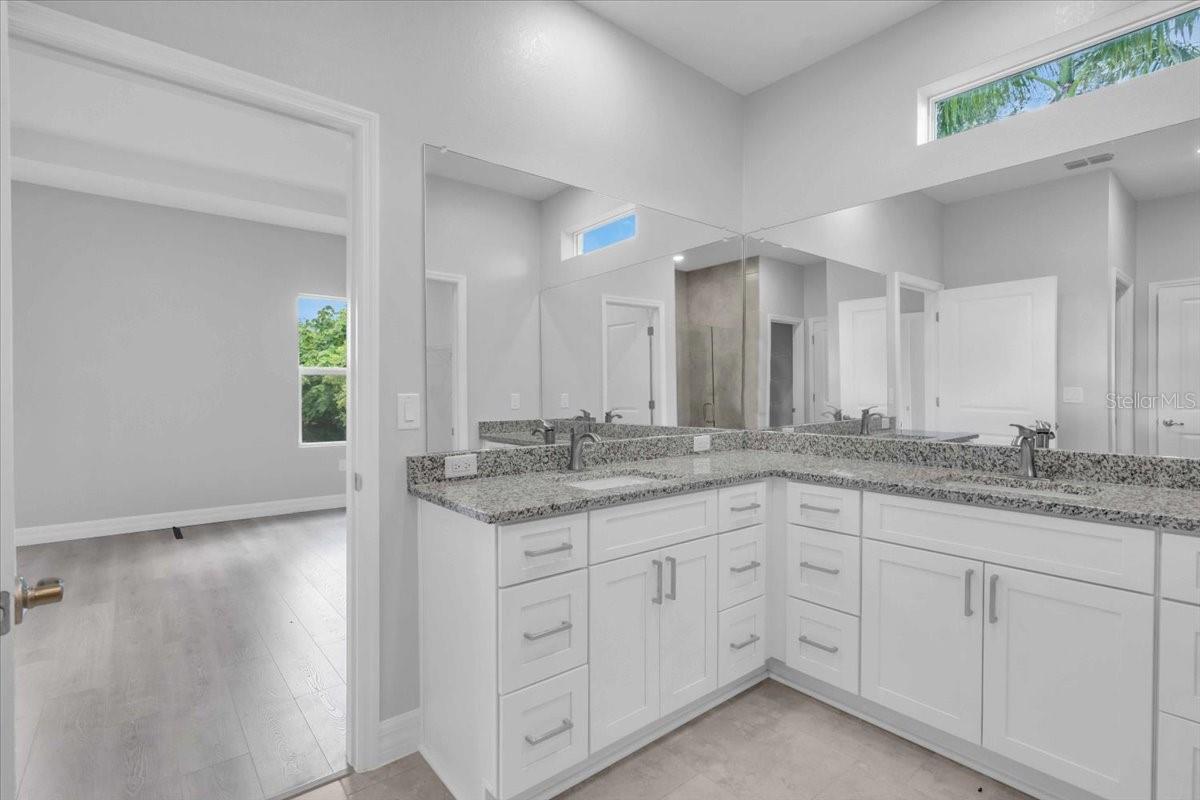 Image 13 of 23 For 468 Chubut Court