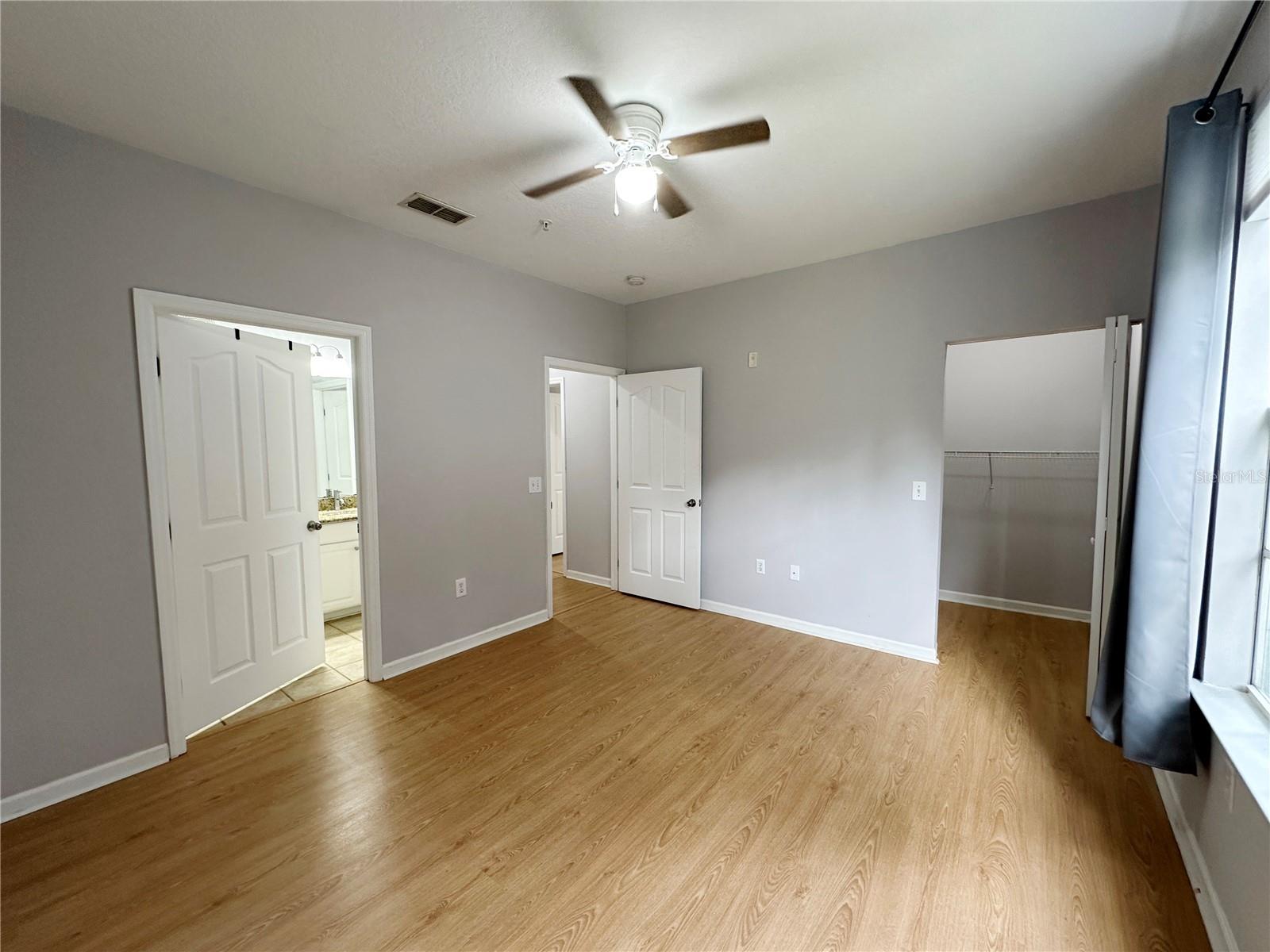 Image 14 of 53 For 12843 Madison Pointe Circle E 201