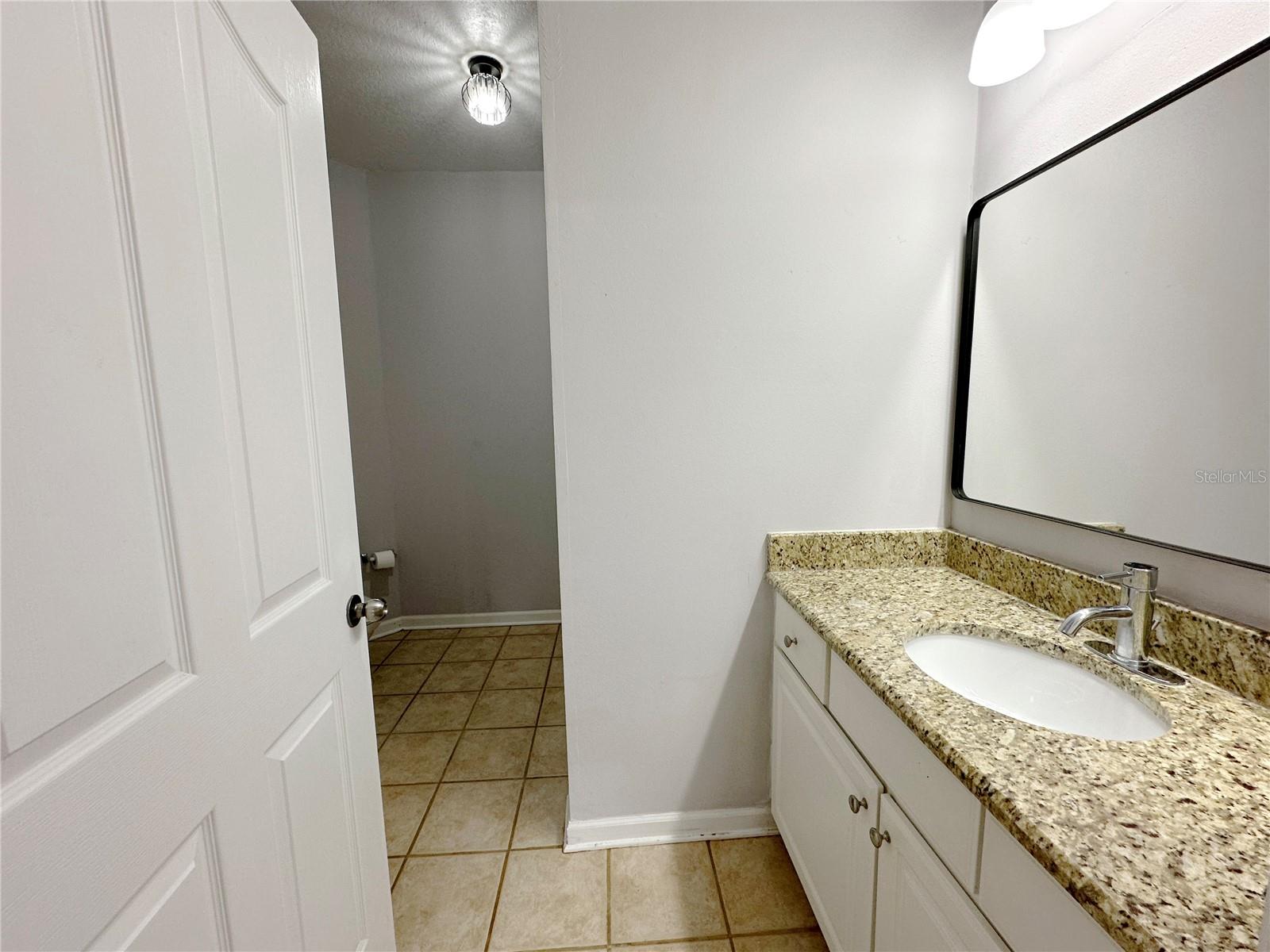 Image 21 of 53 For 12843 Madison Pointe Circle E 201