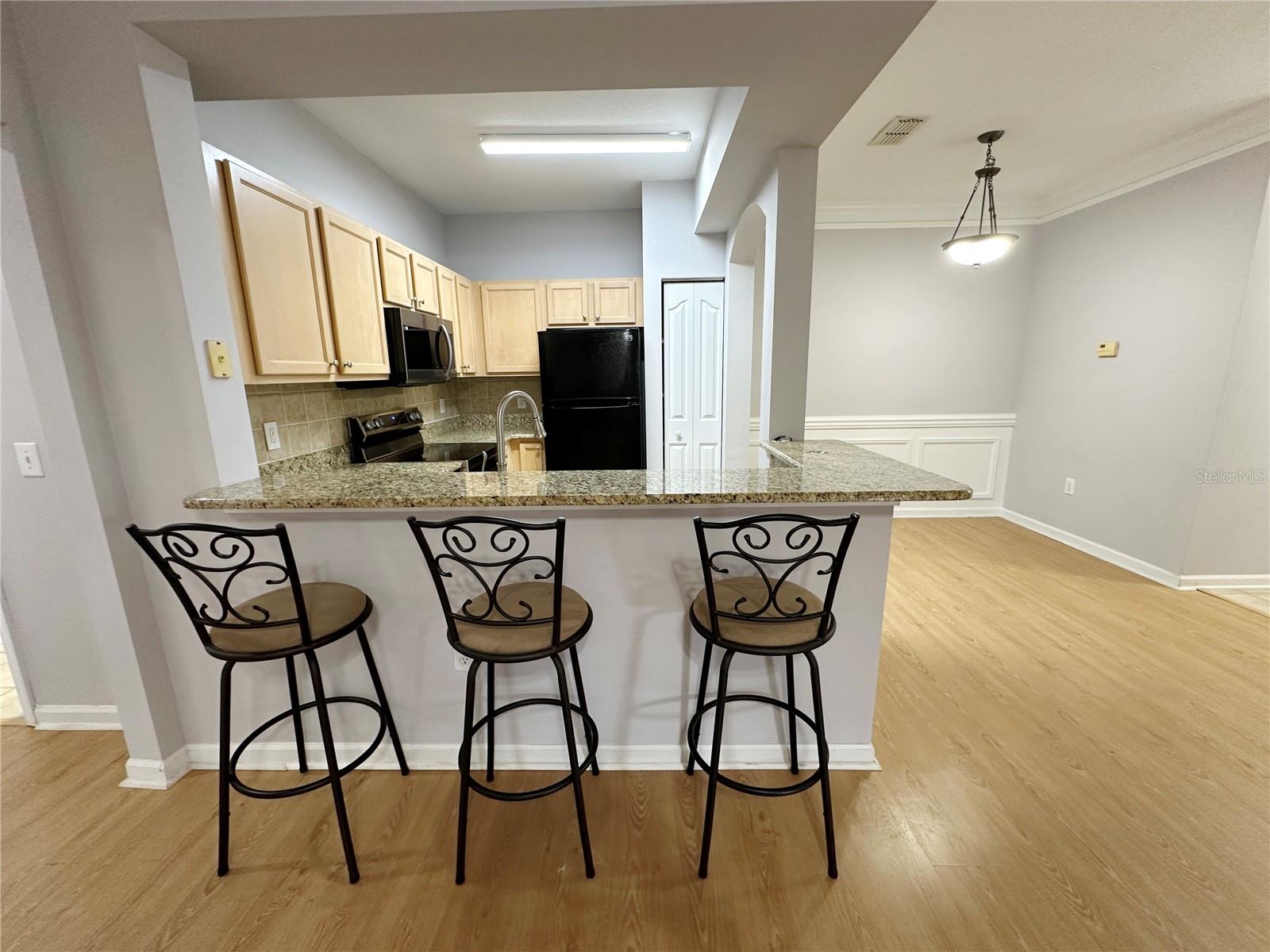 Image 25 of 53 For 12843 Madison Pointe Circle E 201