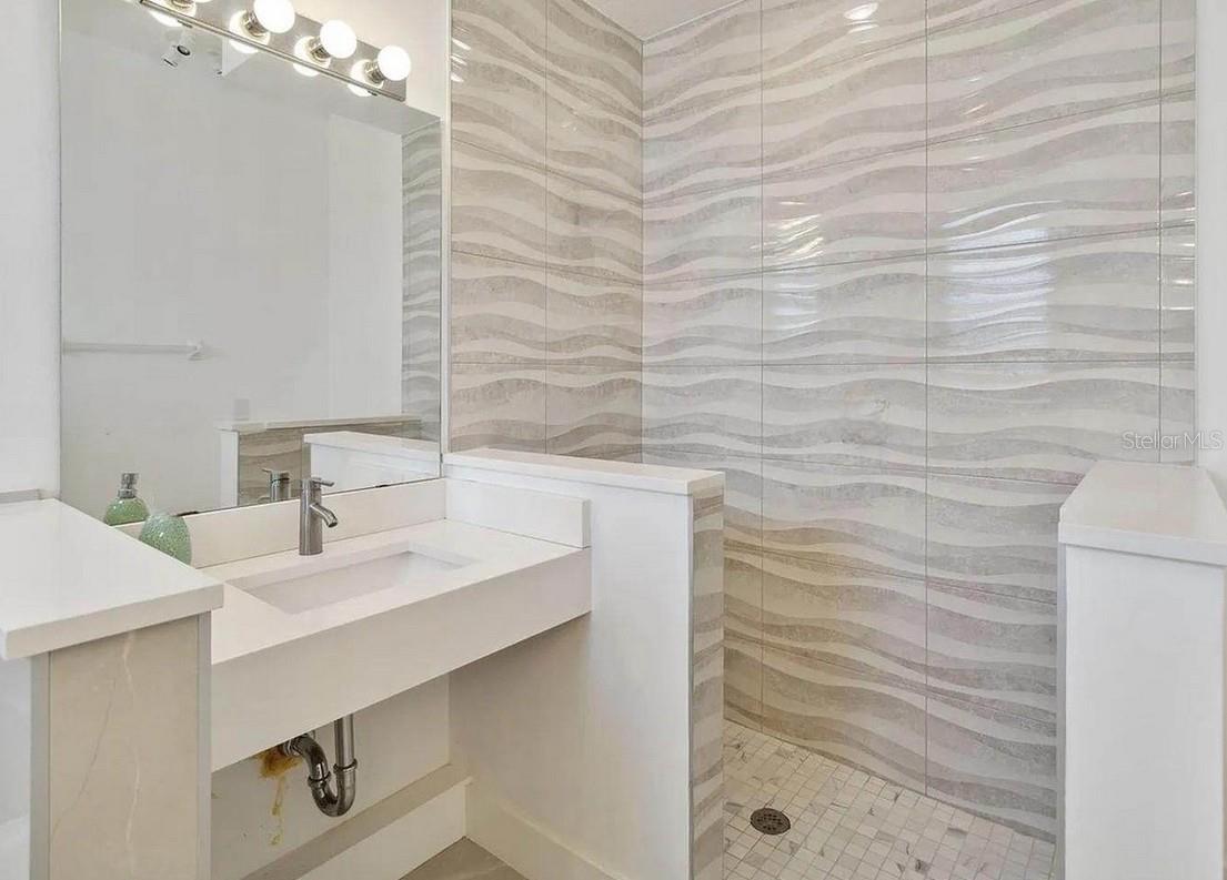 Image 10 of 37 For 1552 Fairview Circle