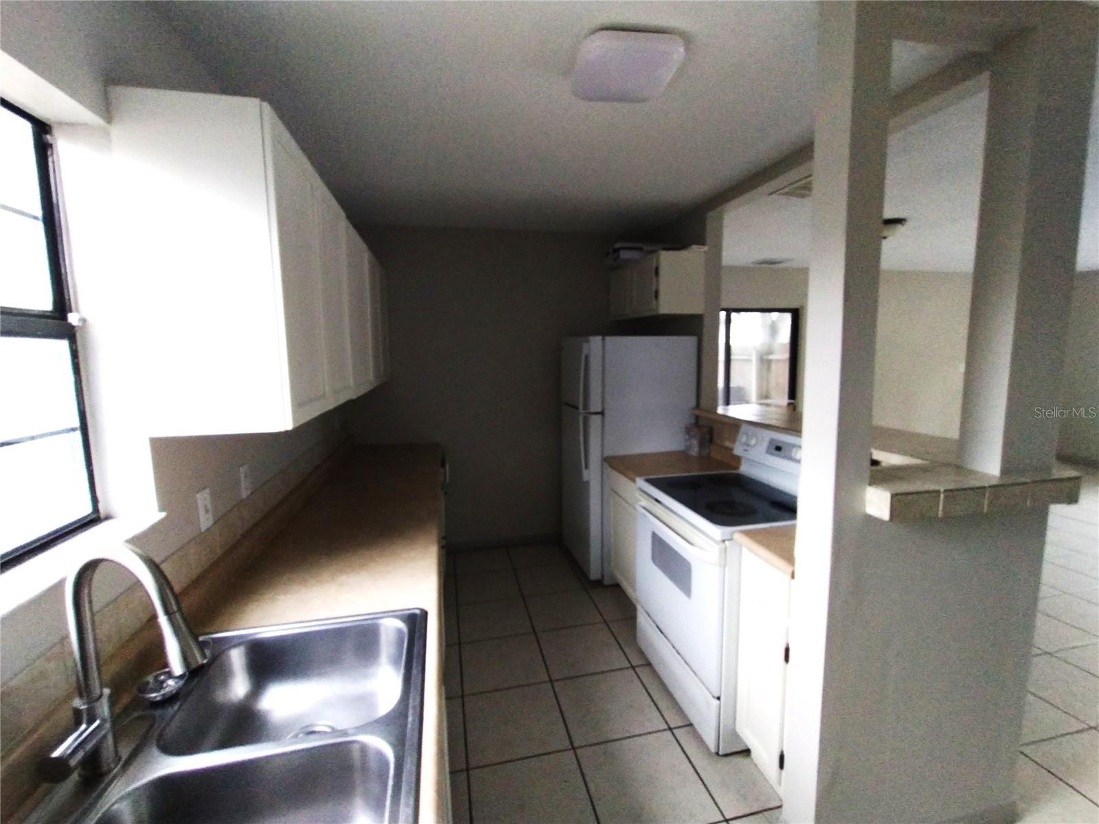 Image 3 of 50 For 510 Beechwood Avenue