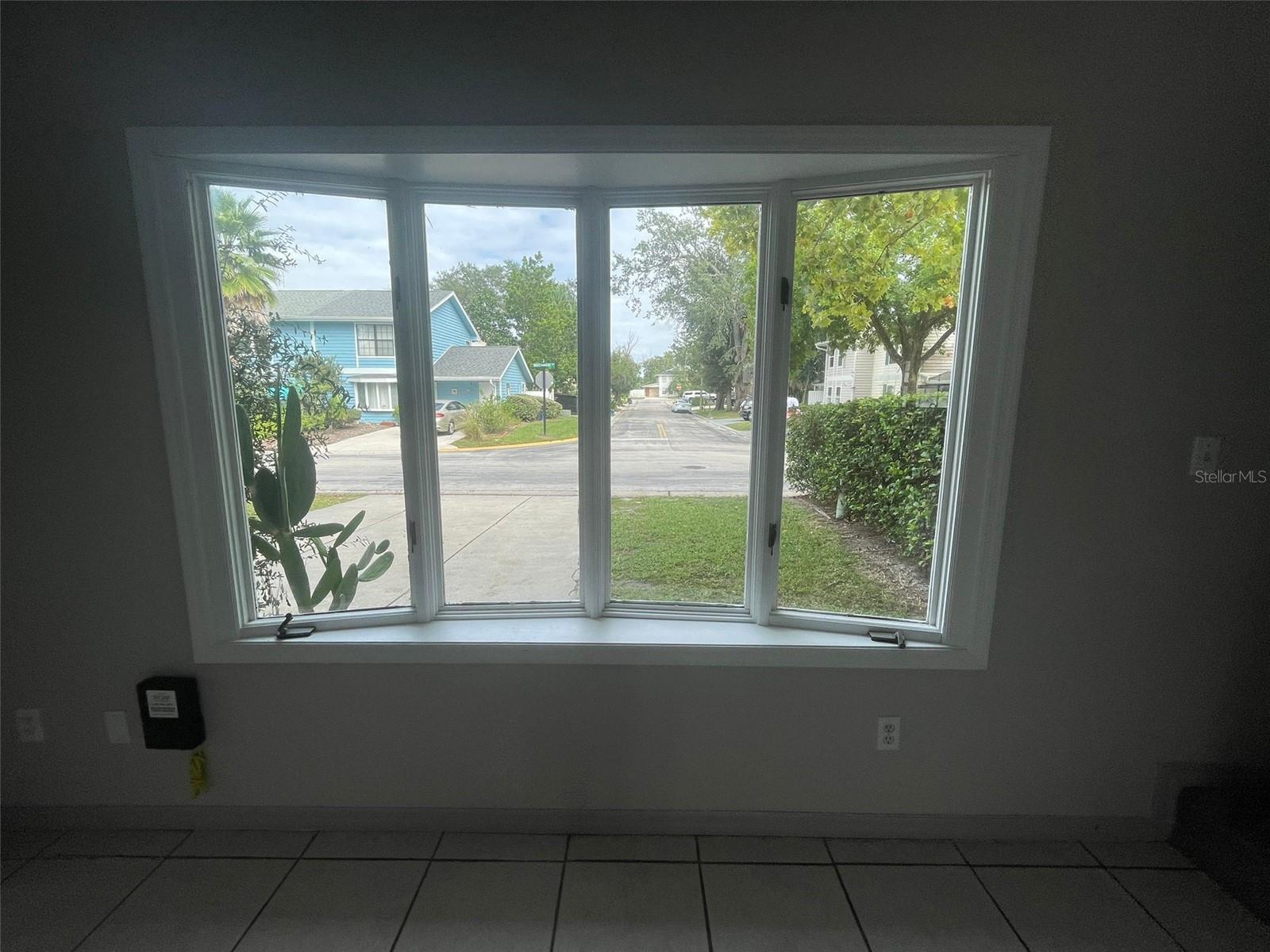 Image 7 of 50 For 510 Beechwood Avenue