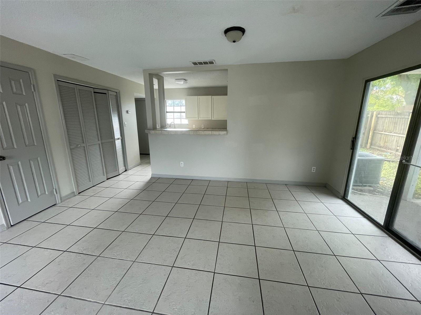 Image 9 of 50 For 510 Beechwood Avenue