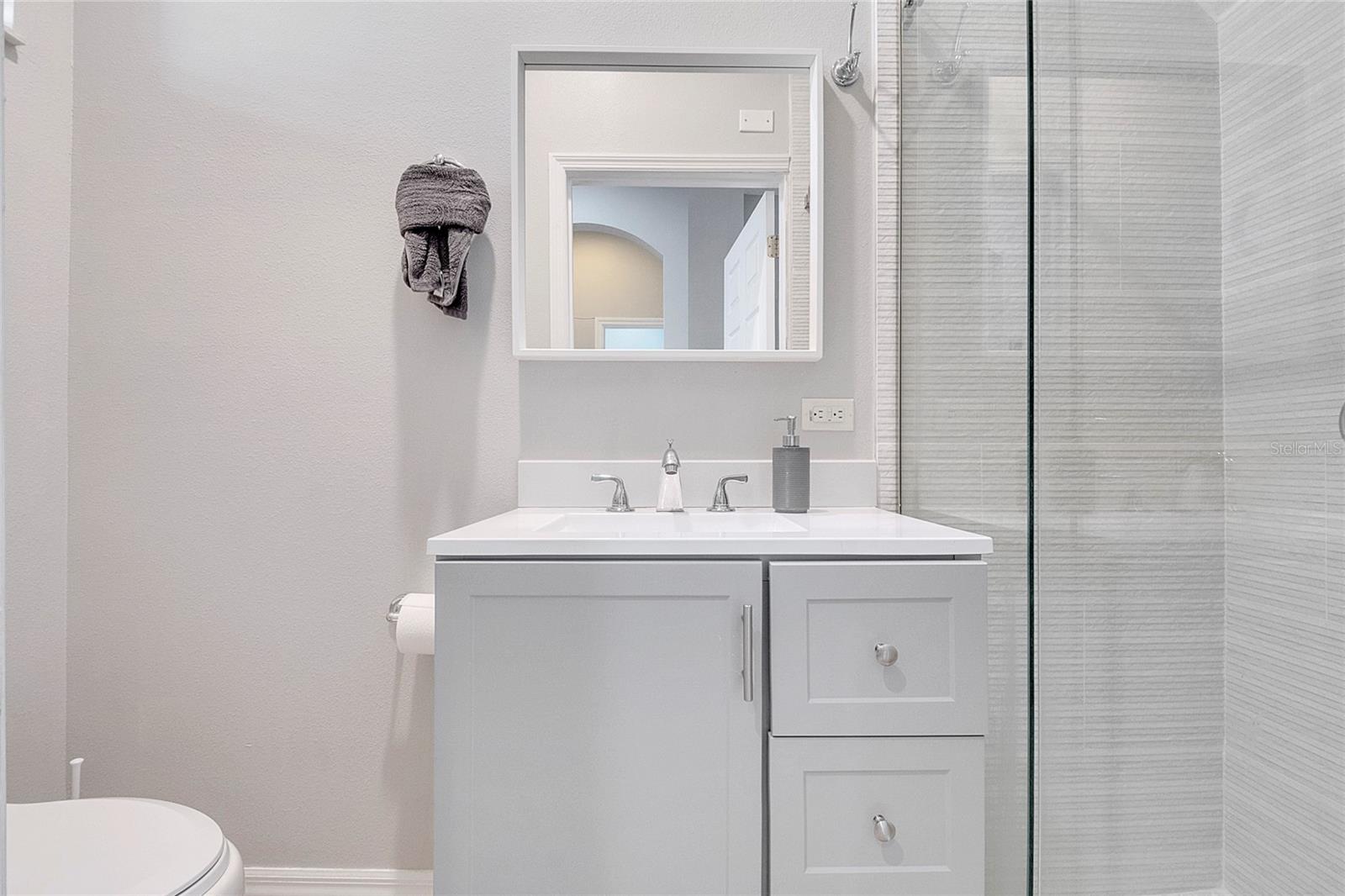 Image 12 of 70 For 9454 Silver Buttonwood Street