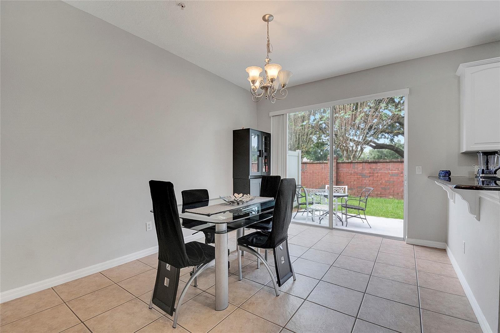 Image 20 of 70 For 9454 Silver Buttonwood Street