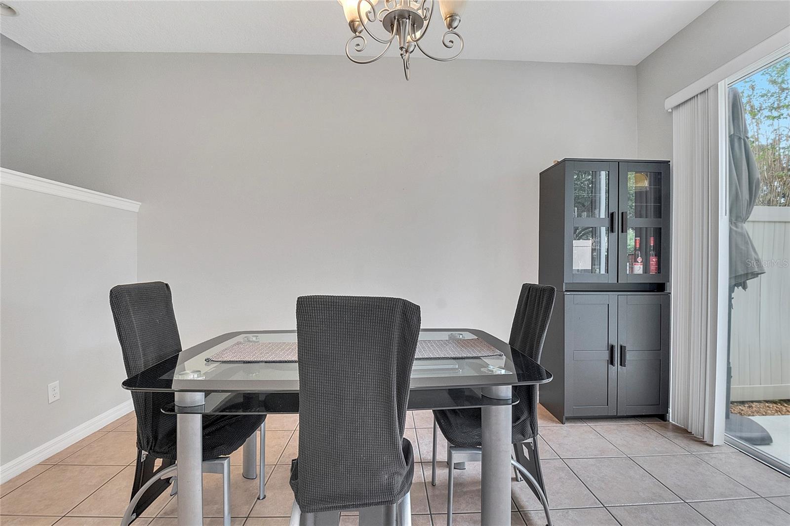 Image 21 of 70 For 9454 Silver Buttonwood Street