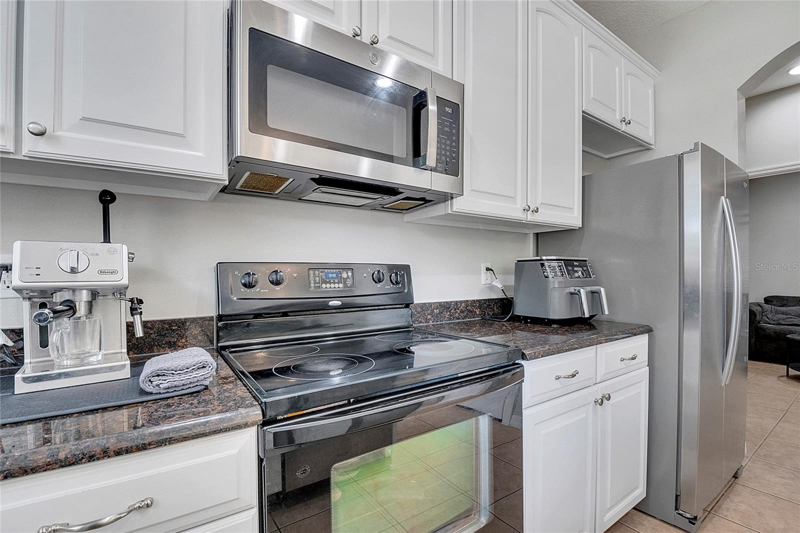 Image 27 of 70 For 9454 Silver Buttonwood Street