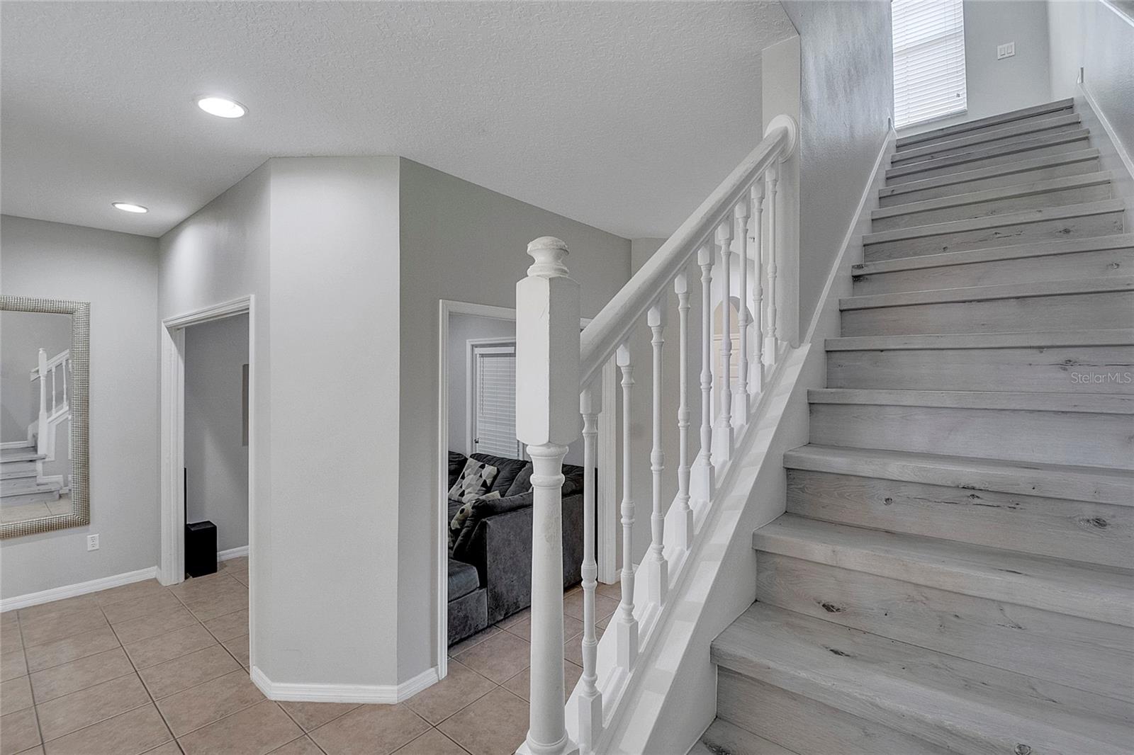 Image 29 of 70 For 9454 Silver Buttonwood Street