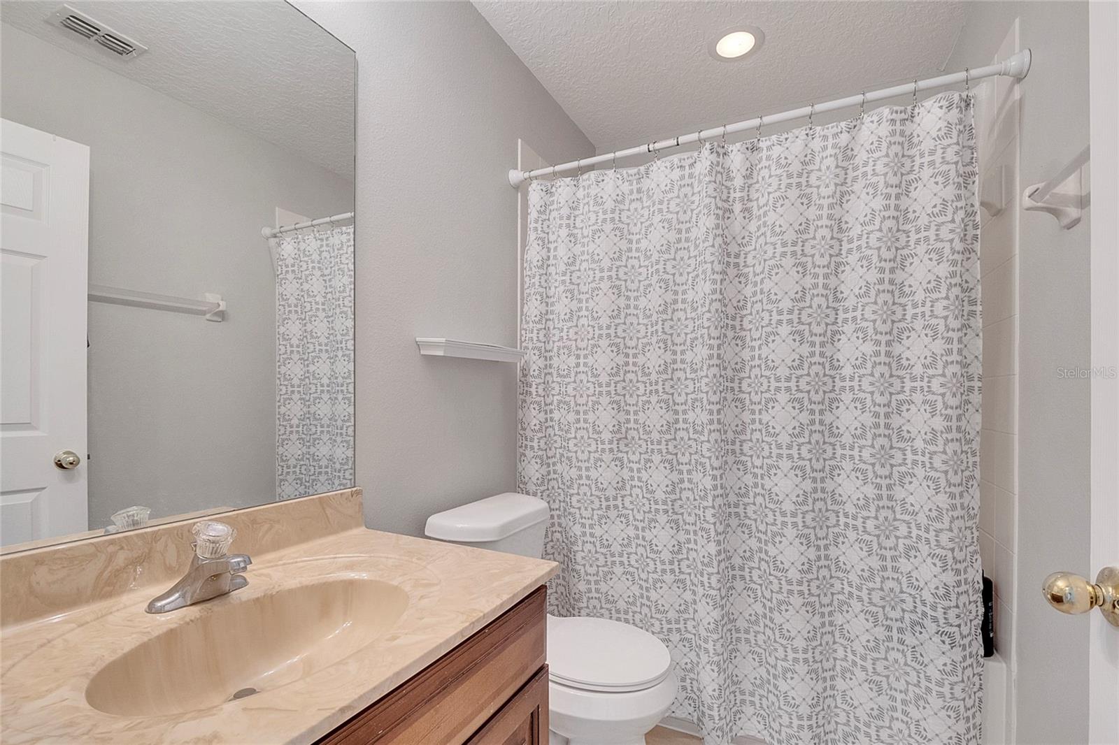 Image 33 of 70 For 9454 Silver Buttonwood Street