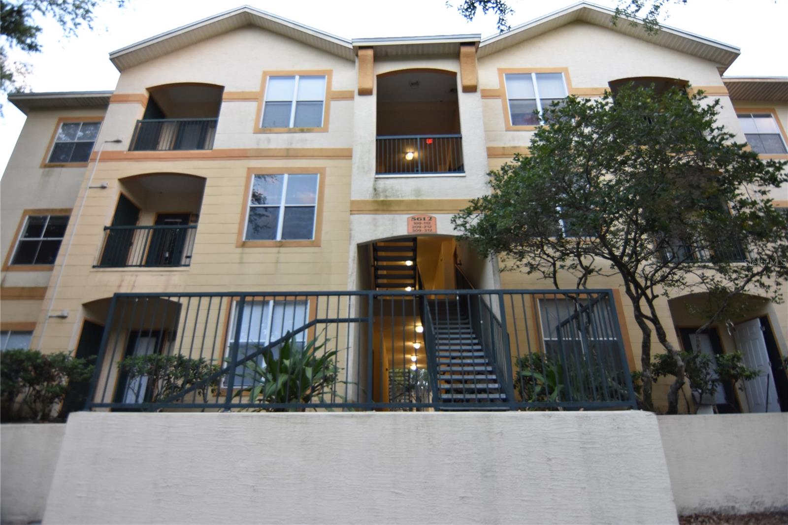 Image 2 of 18 For 5612 Pinnacle Heights Circle 110