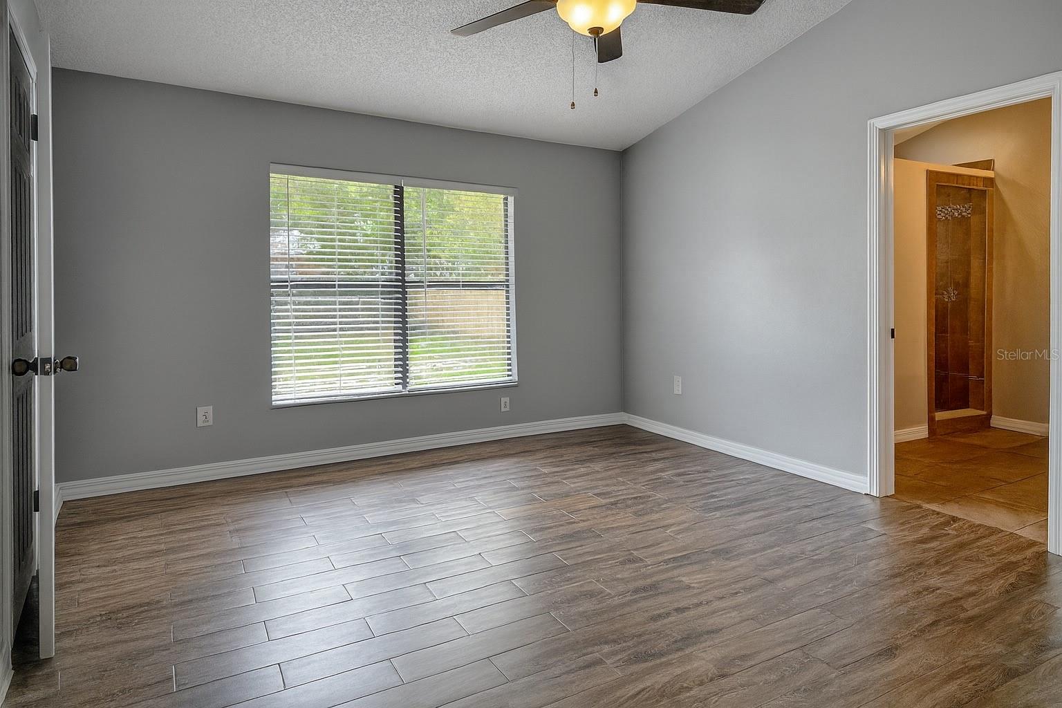 Image 4 of 32 For 2870 Valmont Lane