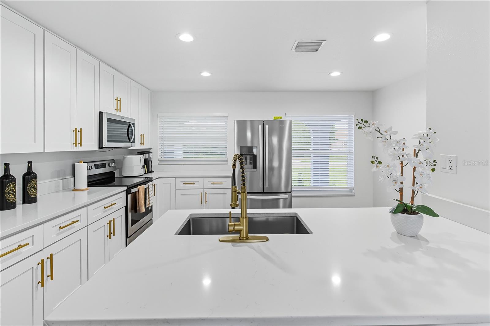 Image 12 of 37 For 2743 Parsley Drive