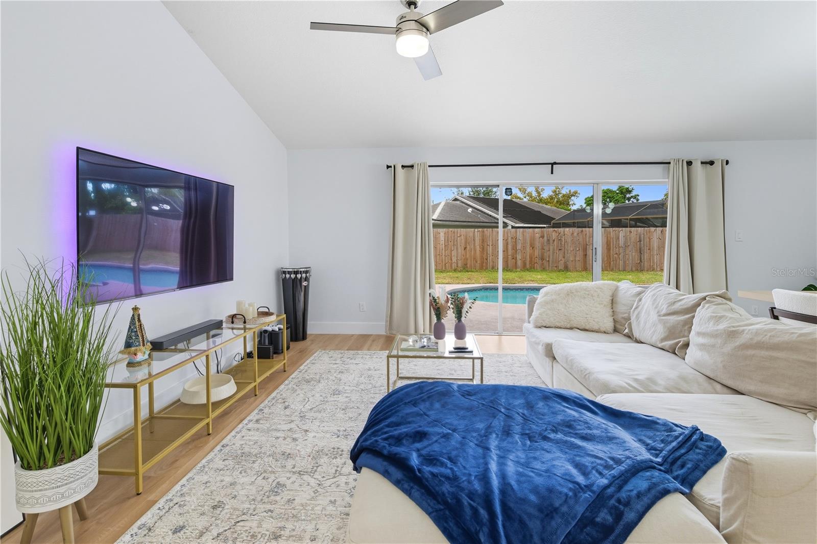 Image 3 of 37 For 2743 Parsley Drive