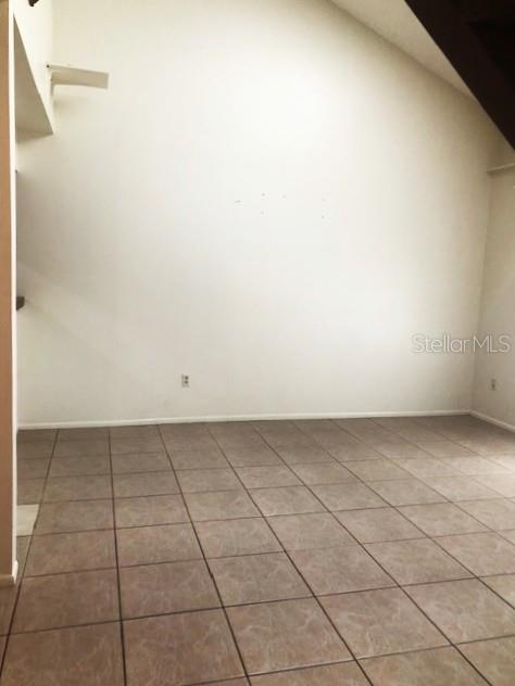 Image 4 of 22 For 2836 Hunt Club Lane 2b