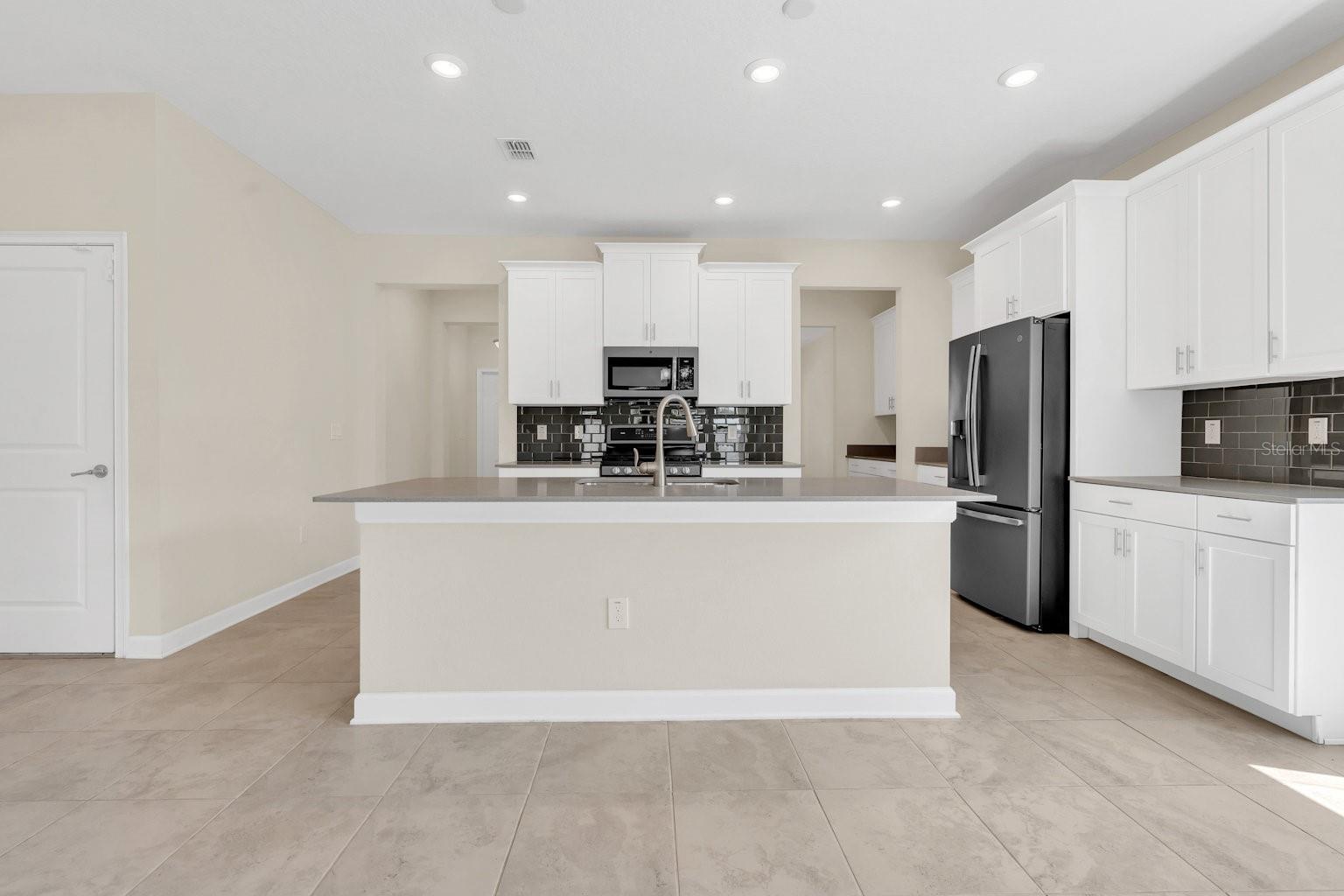 Image 7 of 38 For 15293 Night Heron Drive