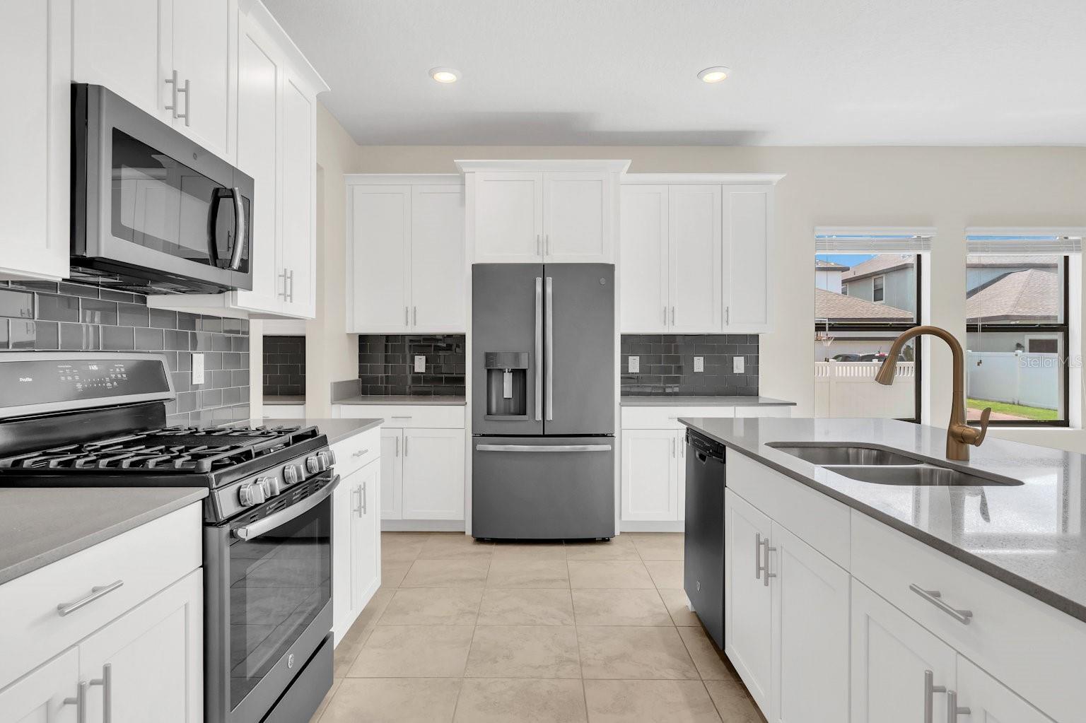 Image 8 of 38 For 15293 Night Heron Drive