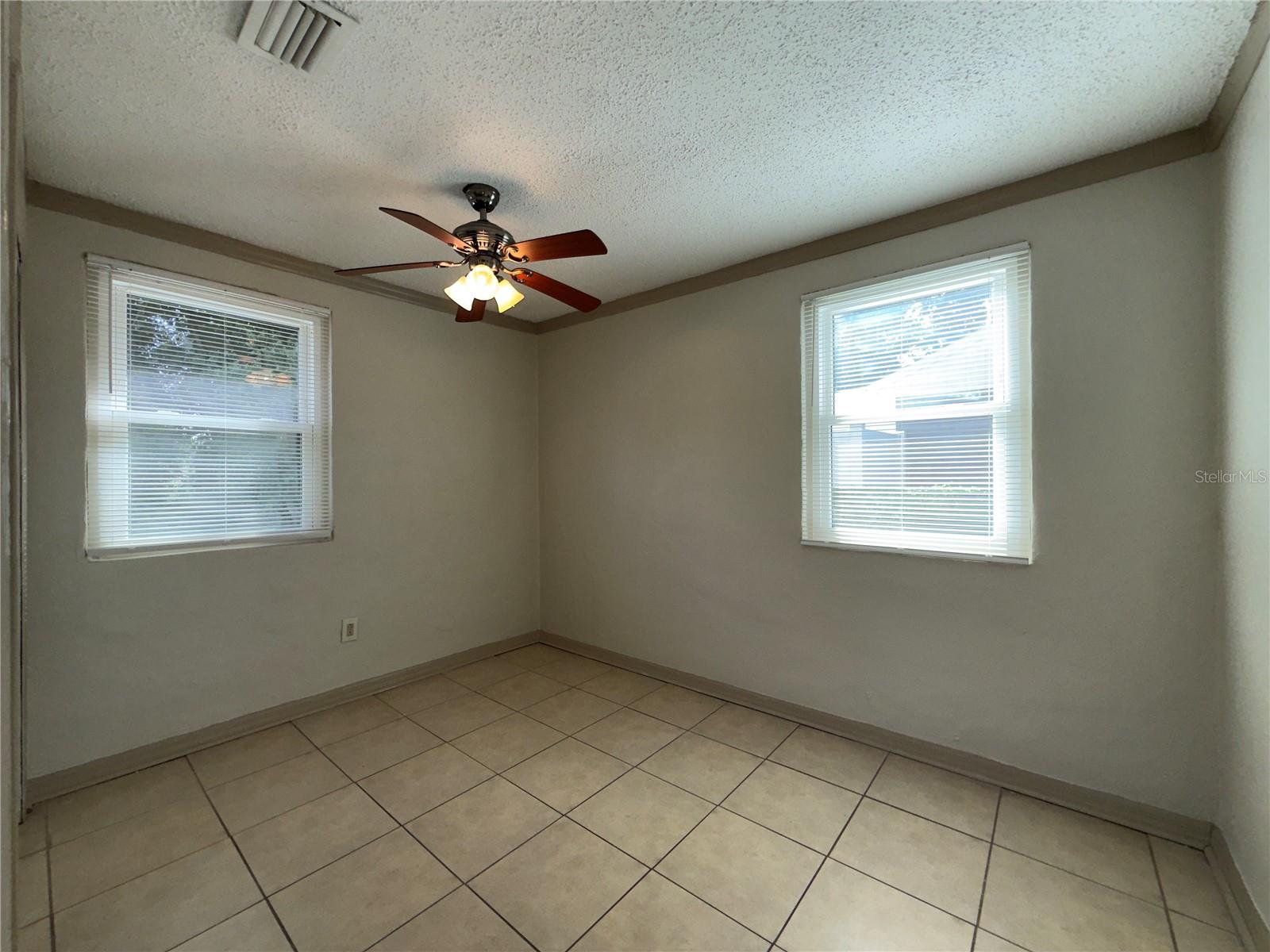 Image 16 of 20 For 4050 Ford Street